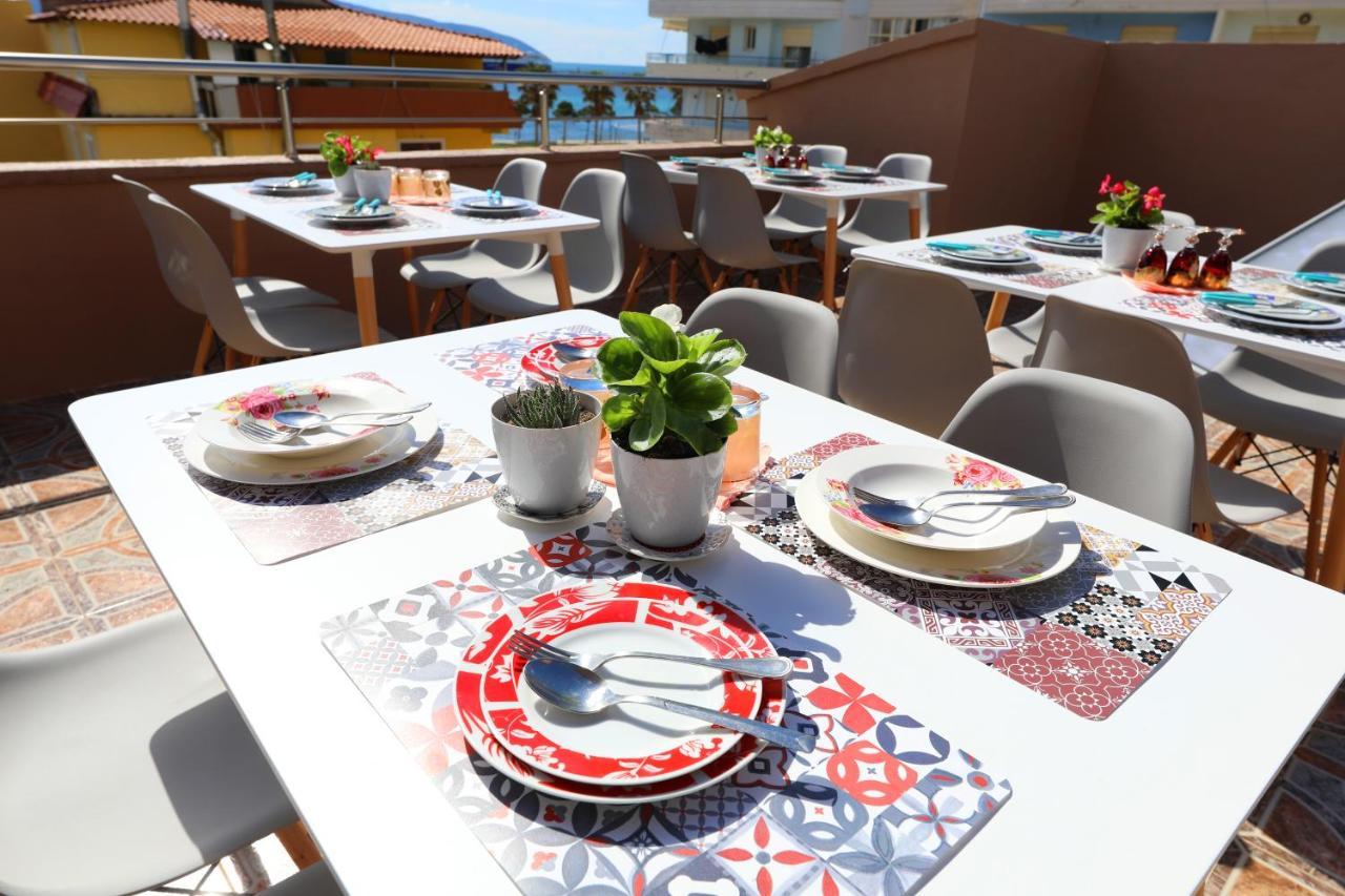 Ulcas Guest Huse Acomodação com café da manhã Vlorë Exterior foto