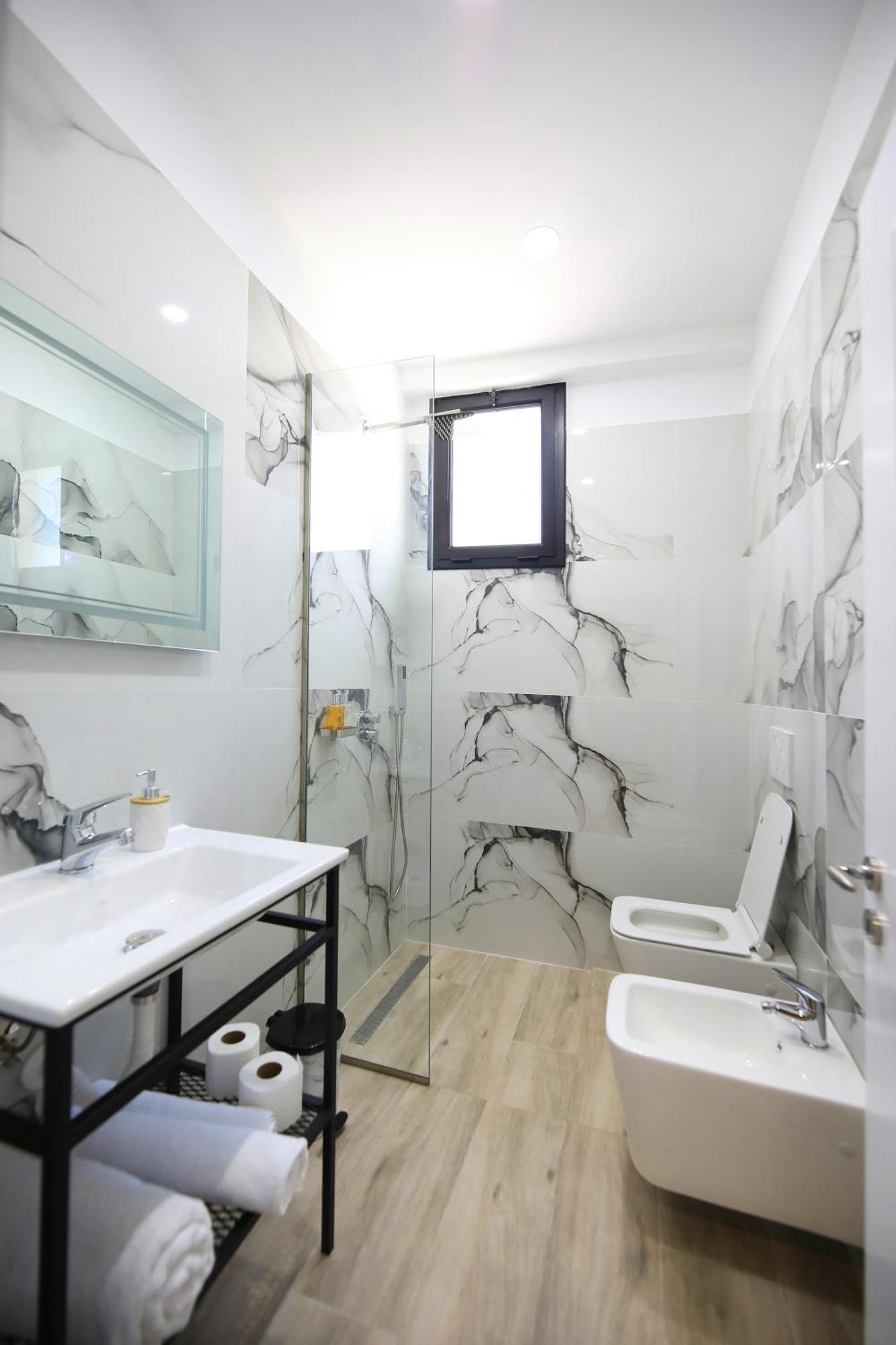 Ulcas Guest Huse Acomodação com café da manhã Vlorë Quarto foto